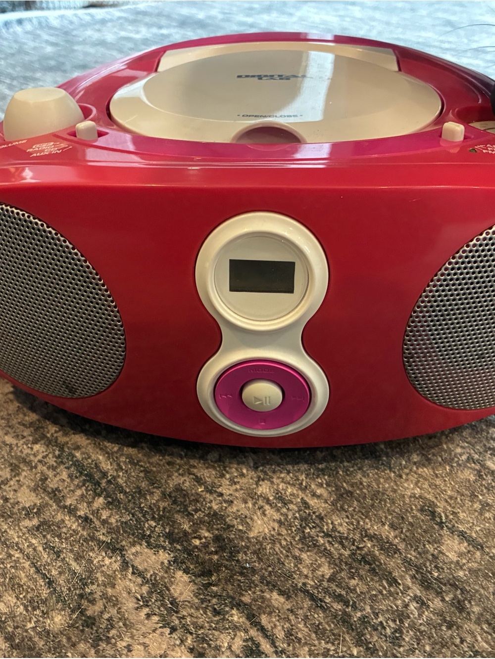 Portable CD Boombox Stereo Player - Pink